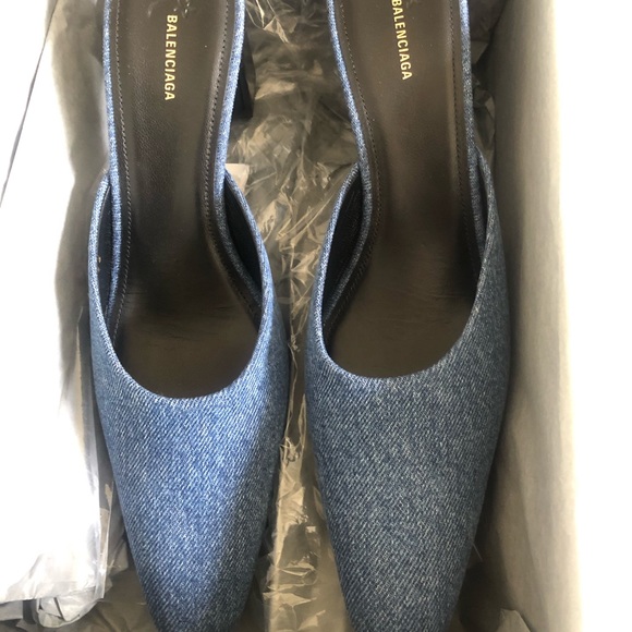 Authentic Balenciga Demin Mule 36 BRAND NEW - Picture 2 of 6